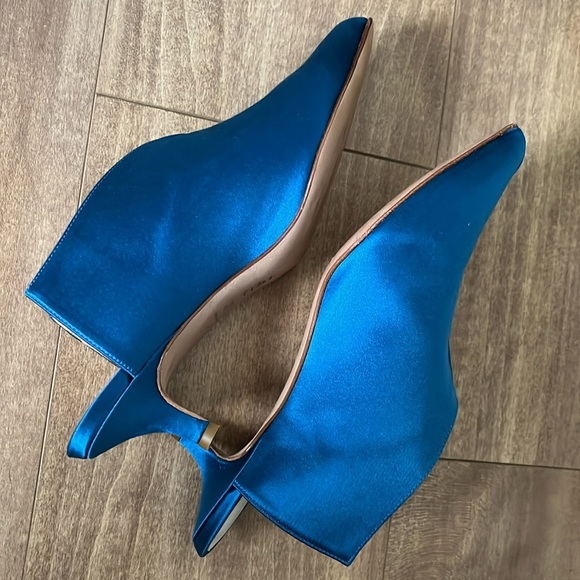 Tibi Jase Mules Kitten Heel Satin Pointed Toe Cut Out Oxford Blue Size 37 (7) - Picture 6 of 8